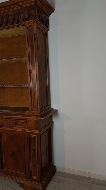 19th Century Italian Walnut Wood Bookcase or Sideboard