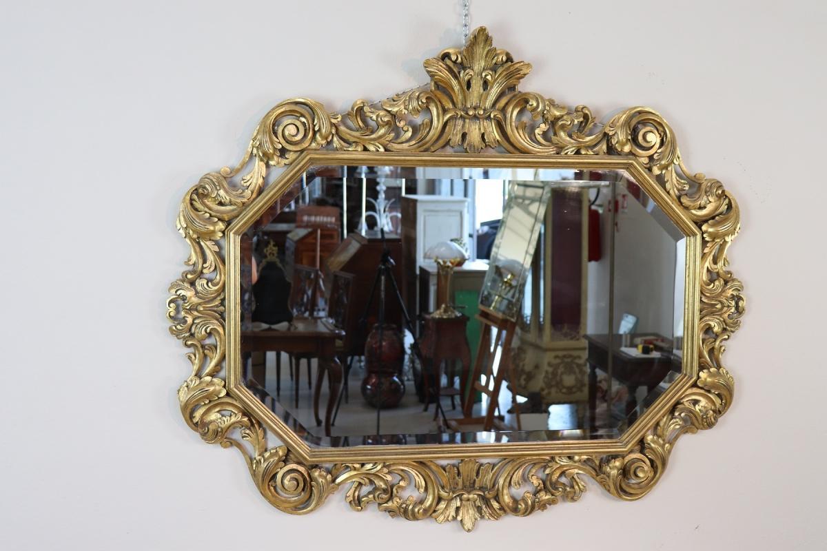 20th Century Italian Baroque Style Carved Gilded Wood Console Table with Mirror