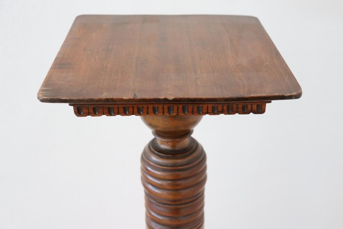 19th Century Italian Antique Column in Turned Walnut