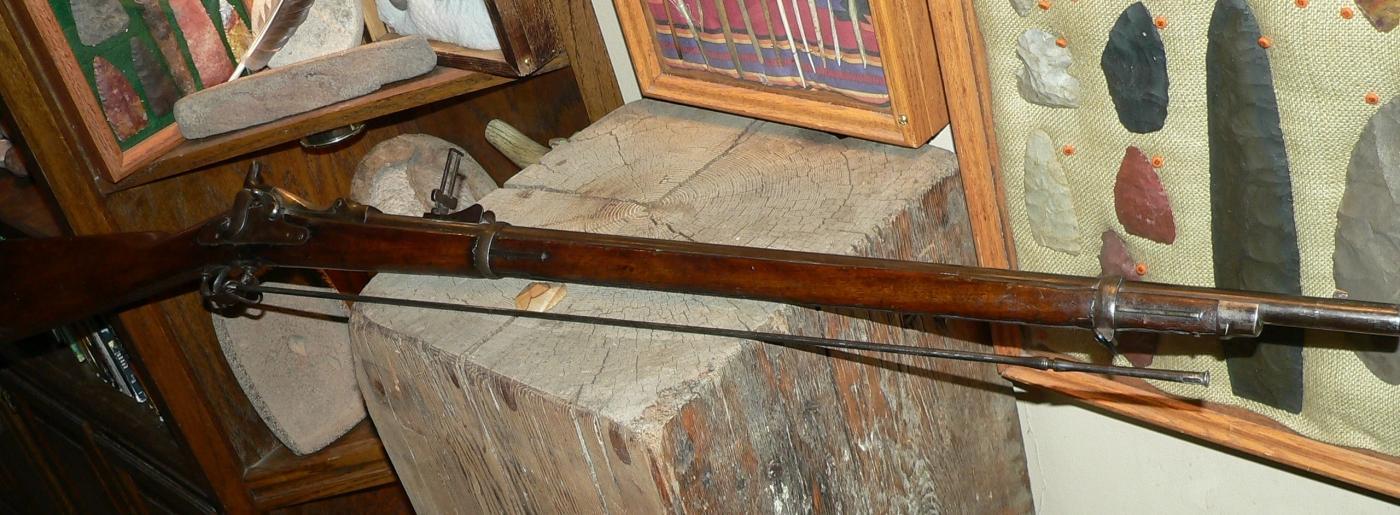 Model 1873 Springfield Fully Functional Infantry/Caddet Civil/Indian War Riffle