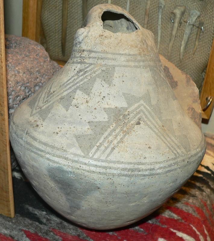 Anasazi Pueblo I Piedra Black Grey Gourd Effigy Jar