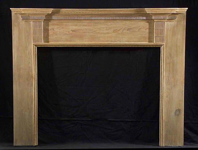 1999/851 Delaware Valley Gouge Carved Mantel c. 1790-1810