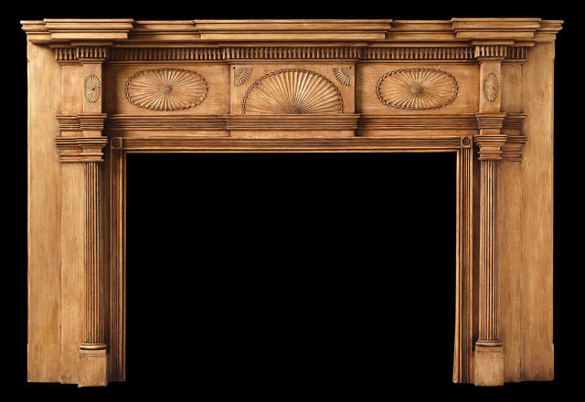 2005/1014 Lancaster County Fan Mantel c.1810-1820