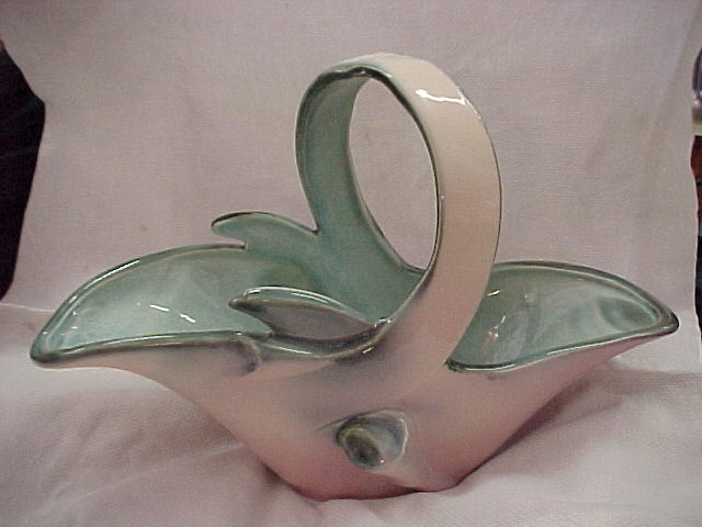 HULL Pottery Novelty BASKET