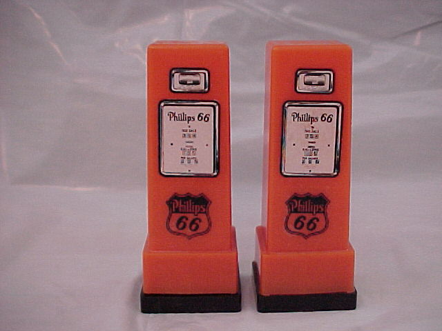 Phillips 66 Gas Pump Salt and Pepper Shakers
