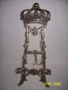 Cast Iron Easel