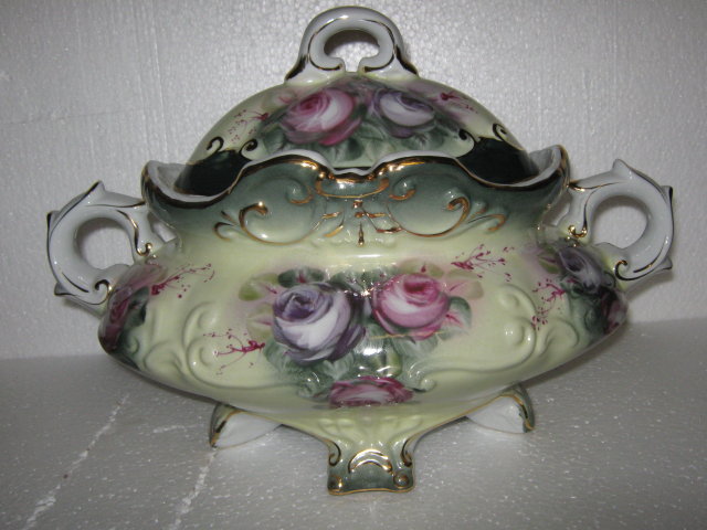 Soup Toureen Center Bowl with Lid