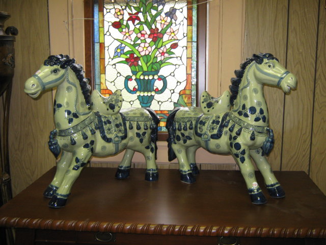 Horse statues- porcelain-Blue Delpht Style