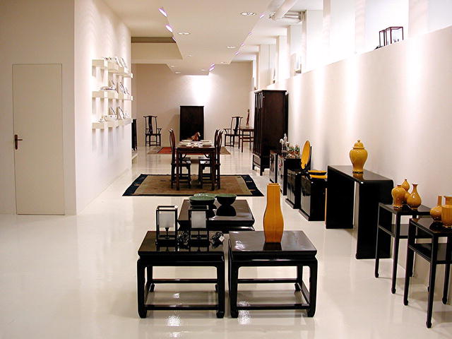Oriental. Precious Chinese Fine Porcelain, Pottery, Vases & Plates .