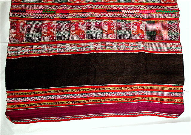 BOLIVIA. Women's Cerimonial Wrap