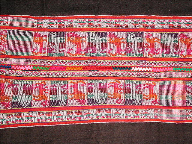 BOLIVIA. Women's Cerimonial Wrap