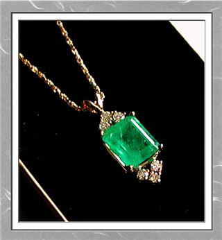 6.50 CARAT * EMERALD. DIAMOND PENDANT