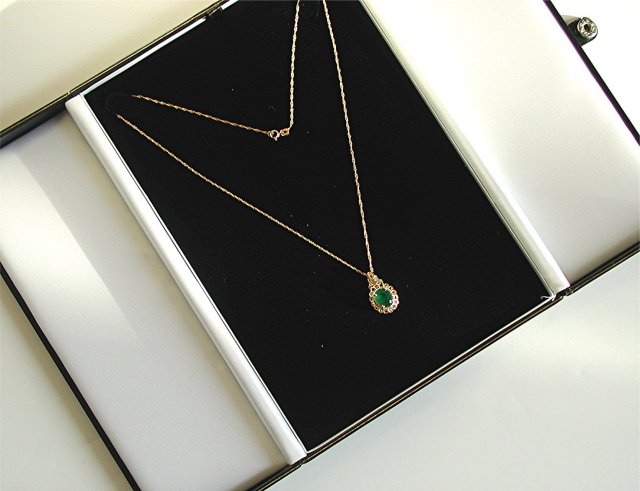 EMERALD 1.73 CARAT * COLOMBIAN. ELITE COLOR .