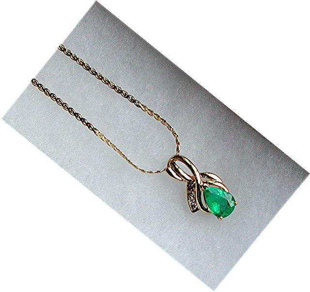 EMERALD 2.30 CARAT * COLOMBIAN EMERALD, DIAMOND
