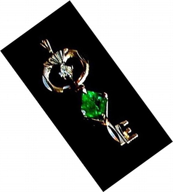 EMERALD * Diamond Pendant