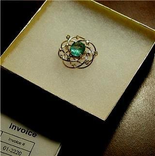 EMERALD 5. 00 CARAT. CERTIFIED * Estate