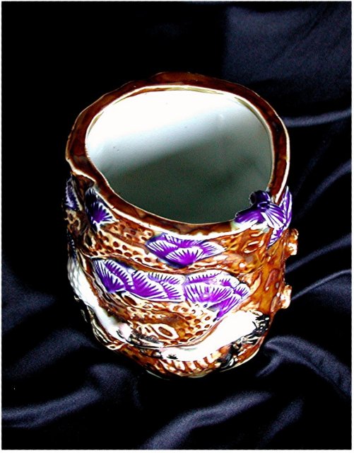 JAPAN Antique Hirado Porcelain Brush Vase