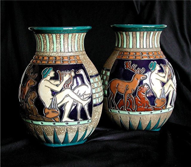 CZECH AMPHORA * Rare Campina Signed Matched