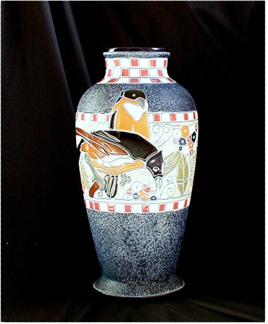 CZECH AMPHORA. TROPIC SERIES Circa 1930's * $ 745.