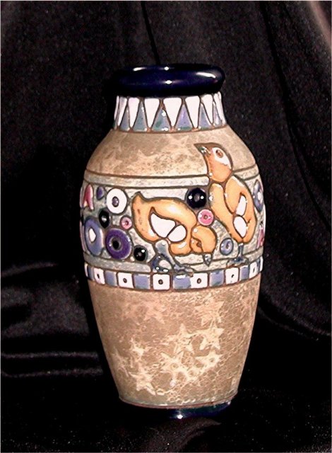 CZECH AMPHORA Chicks Vase , Circa 1930's