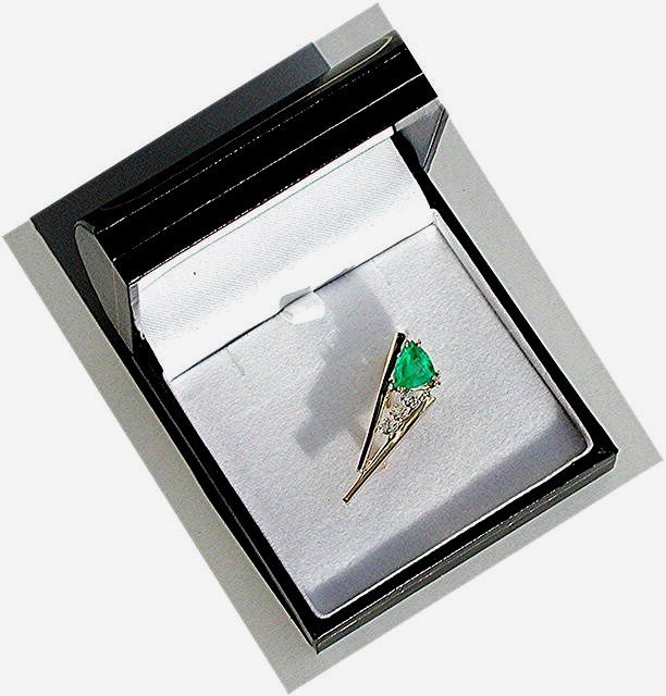 Emerald 2.25 carat Custom Trillion Cut Masterpiece. Diamond Pin 14k Yellow Gold * Certified