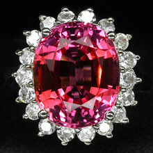 Magnificent Pink Orange Brilliant Color ! Oval Cut Sapphire, Fashion Ring