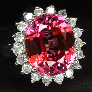 Magnificent Pink Orange Brilliant Color ! Oval Cut Sapphire, Fashion Ring