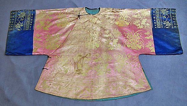 Antique Chinese Qing Dynasty Damask Silk Robe