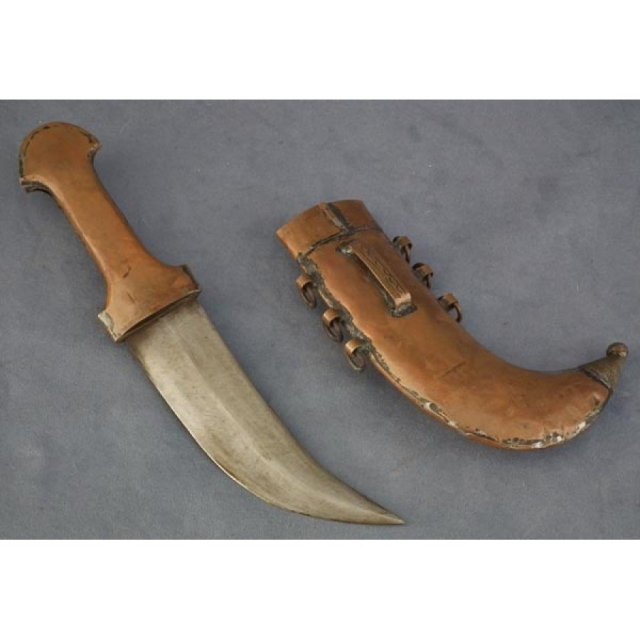 SOLD Antique Arabian Islamic Syrian Arab dagger Arabic Jambiya