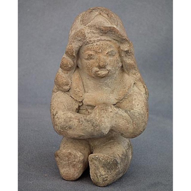 Ancient Jamacoaque Pre Columbian Ceramic Figure