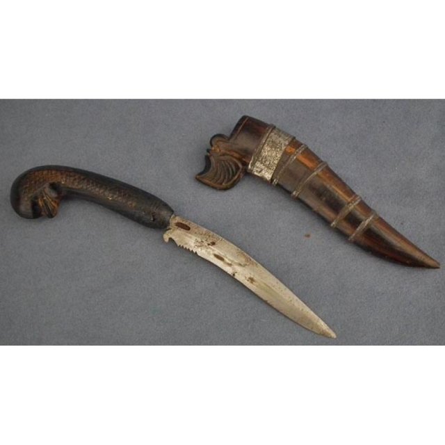 Antique Indonesian Dagger knife Bade-Bade Sumatra