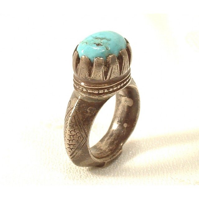 Antique Islamic Timurid Silver Ring 14th c