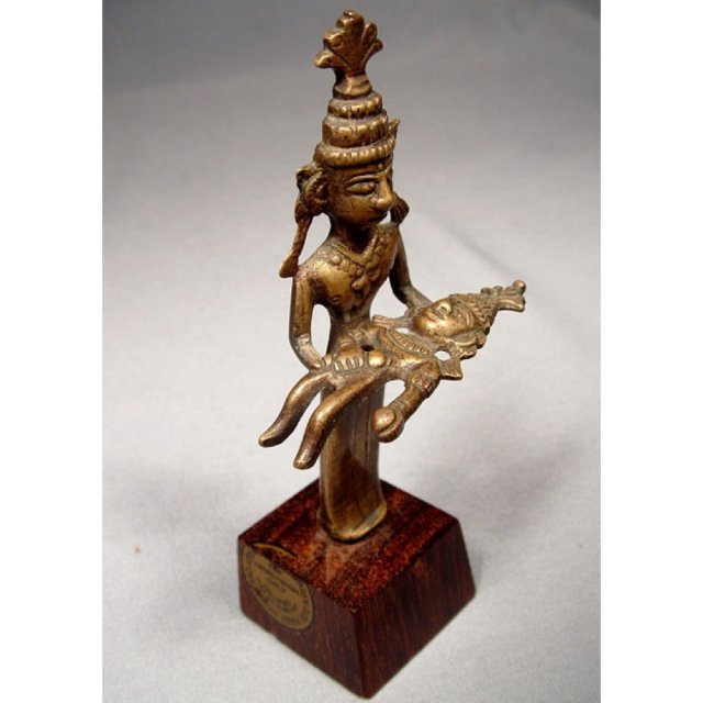 Antique Indian Hindu Bronze Deity 17th century