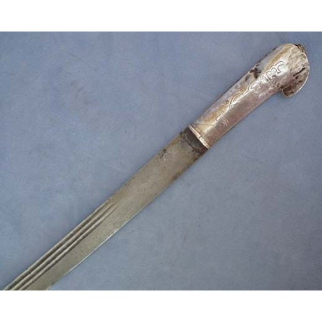 Antique Islamic Arab Yemeni Sword Saif in form of Shashka