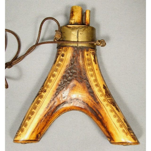 SOLD Antique Ukrainian Cossack Gun Powder Flask 17th century