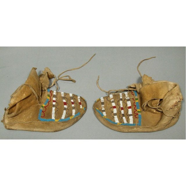Antique American Indian Beaded Moccasins