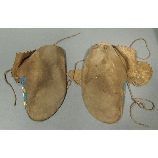 Antique American Indian Beaded Moccasins