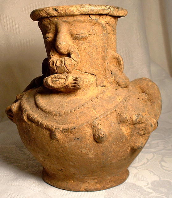Ancient Pre Columbian Tairona Ceramic Vessel, c. 1000-1500