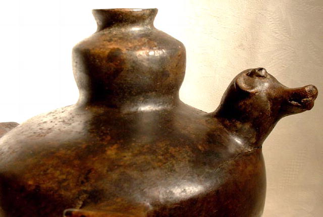 IPre-Columbian Colima Jug in form of a Duck