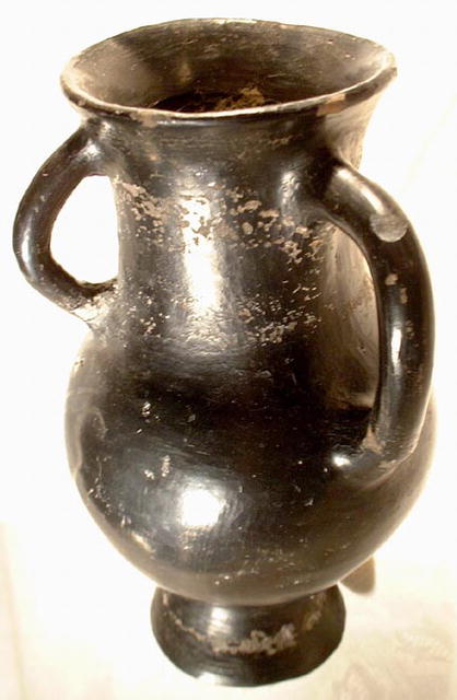 Ancient Chimu Pre-Columbian Vessel, 900 1400 AD
