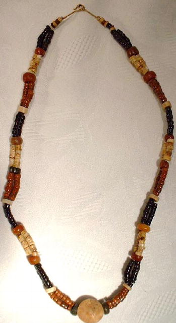 Pre Columbian Tairona Beads Necklace, c 1200 AD