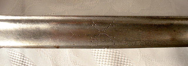 17TH CENTURY ISLAMIC ARABIAN SWORD FROM MOROCCO
