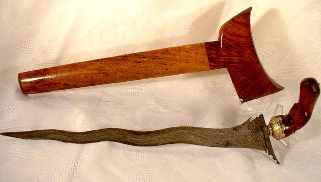 Antique Authentic Sumatra Kris watered blade