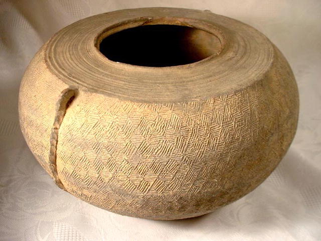 Ancient Chinese Warring States Ceramic Jar