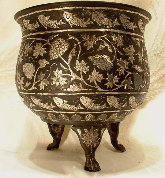 INDIAN MUGHAL BIDRI