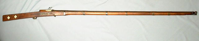 ANTIQUE INDIAN MATCHLOCK GUN TORADAR, 18th century