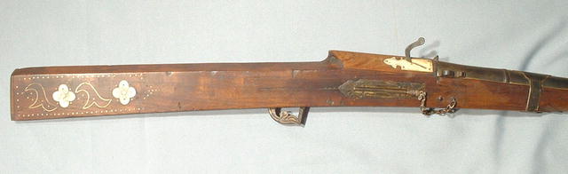 ANTIQUE INDIAN MATCHLOCK GUN TORADAR, 18th century