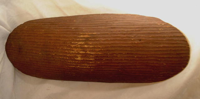 ANTIQUE AUSTRALIAN ABORIGINAL SHIELD, c. 1900