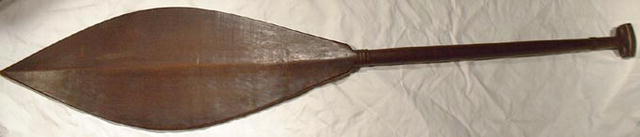 ANTIQUE OCEANIC PADDLE