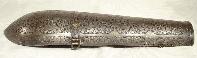 ANTIQUE PERSIAN ARM GUARD AMOUR BAZU BAND, 18th